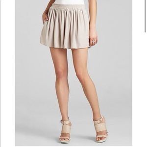 BCBGMAXAZRIA “Sheena” Shorts